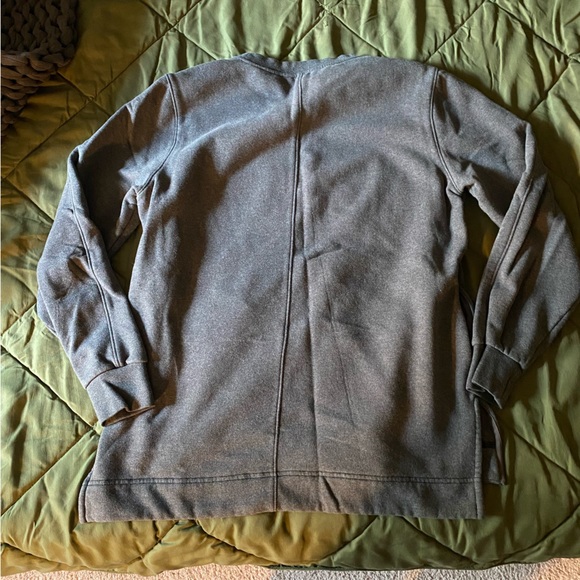 Athleta crewneck - Picture 2 of 5